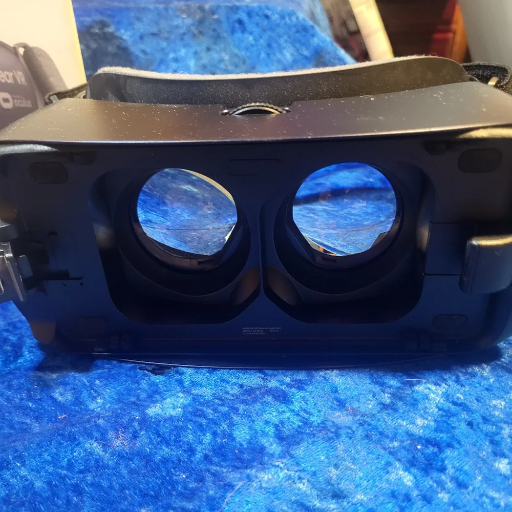 SAMSUNG GEAR VR